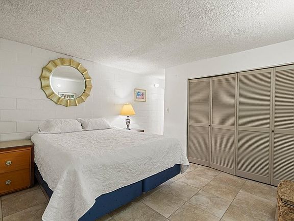 5th image of 35 Walaka St APT L211