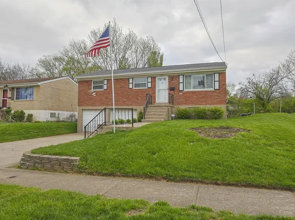 3875 Woodsong Dr, Cincinnati, OH 45251