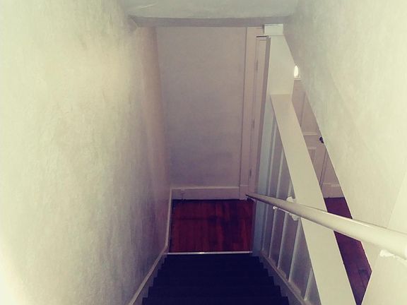 steps to upstairs