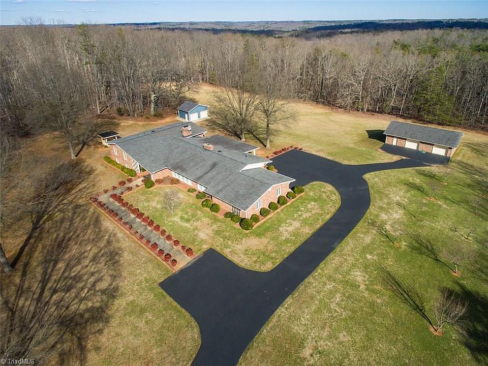 1st image of 3990 State Highway 65