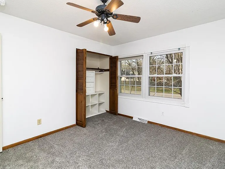 919 Forest Dr — Photo 13
