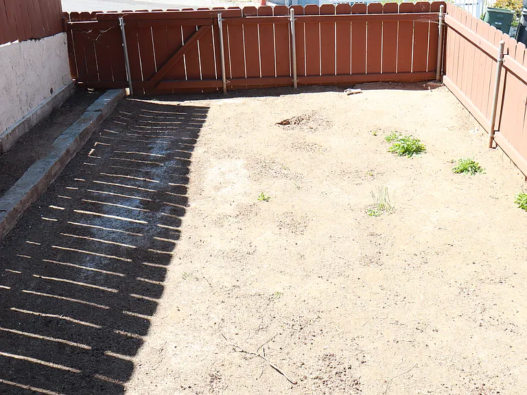8855 Gardena Way — Photo 24