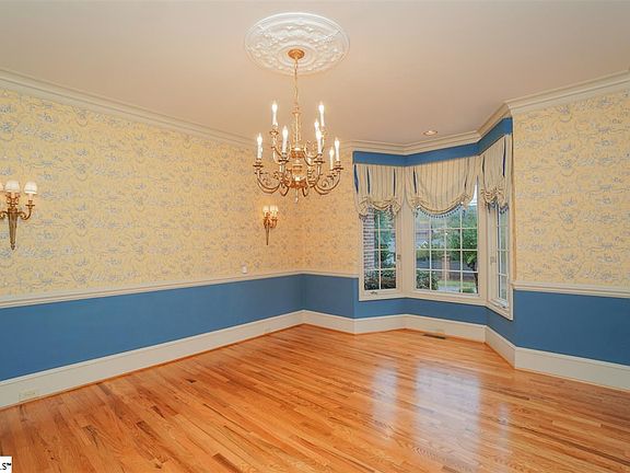 5th image of 816 Crescent Ave