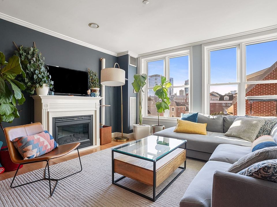 1st image of 65 Chelsea St APT 305