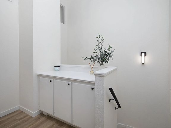 5th image of 9940 Scripps Vista Way Unit 135