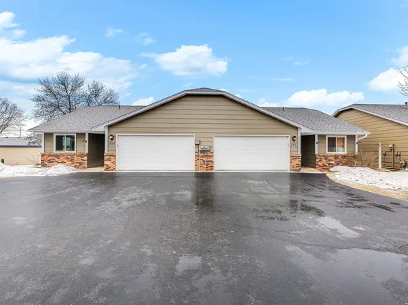705 Auburn Pl NW, Elk River, MN 55330