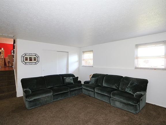 5th image of 575 Pine St