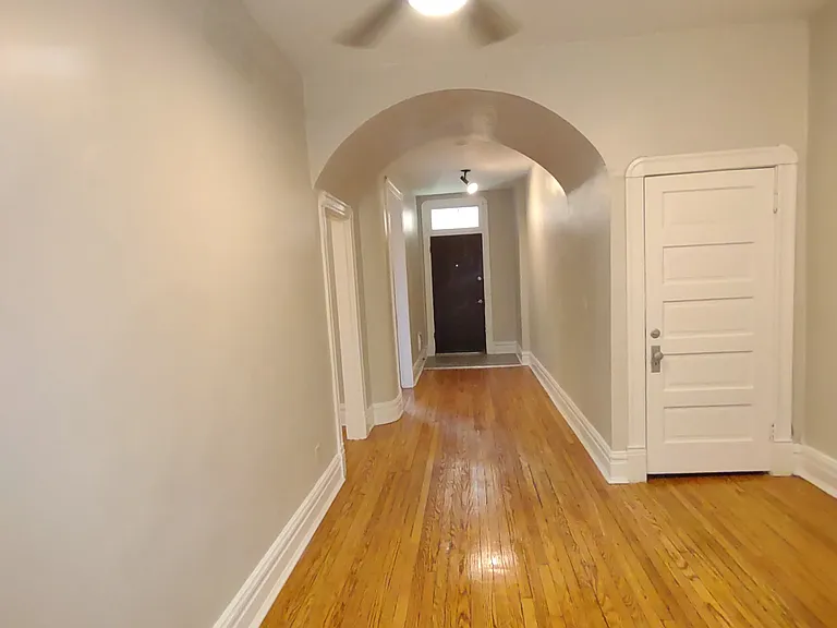 4325 Maryland Ave — Photo 4
