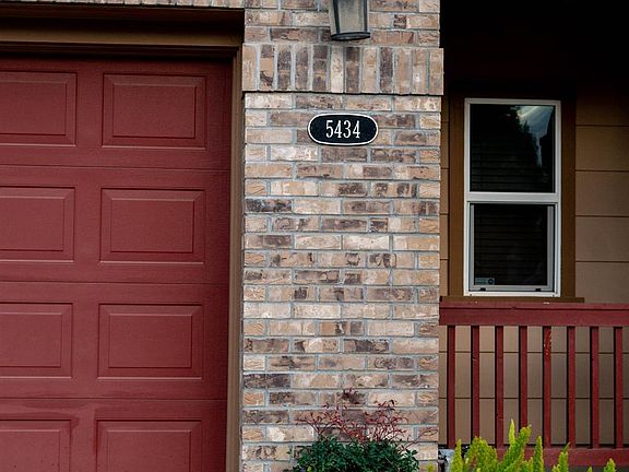 3rd image of 5434 N Louie Ln