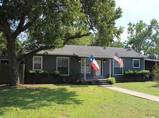 900 Clearfork St, Lockhart, TX 78644