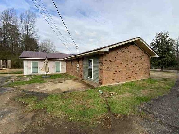 2nd image of 428 Flynn St