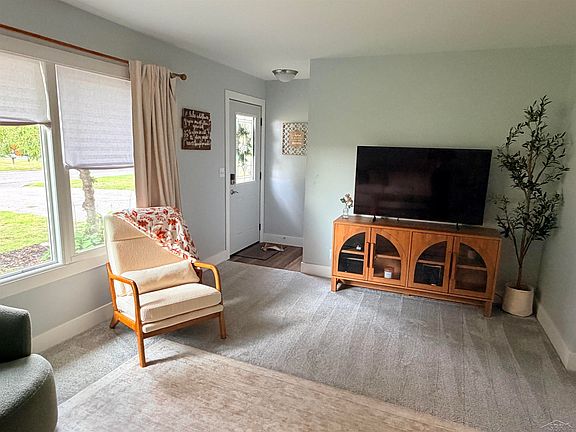 4th image of 9949 Kessler Dr