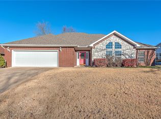3905 W Easy St, Rogers, AR 72756