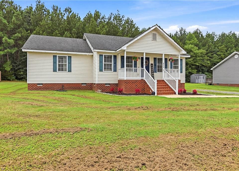1st image of 4011 Moss Point Dr