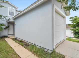 2745 Bay Club Dr, Navarre, FL 32566