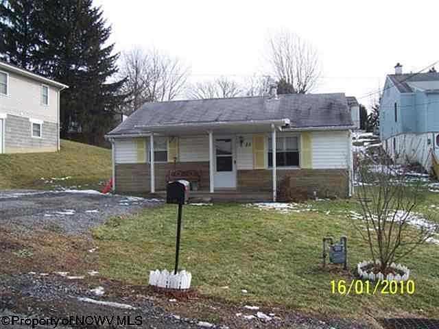 1st image of 23 W 2nd St
