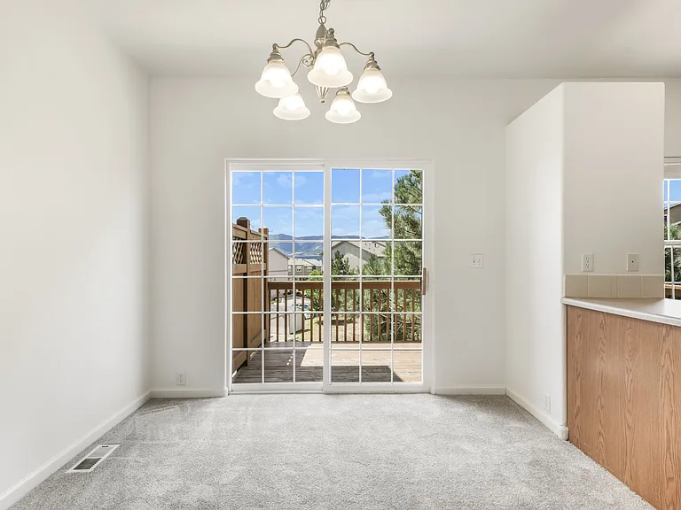 1013 Burning Bush Point — Photo 32