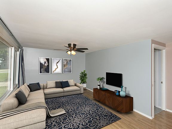 4th image of 1844 Endicott Cir