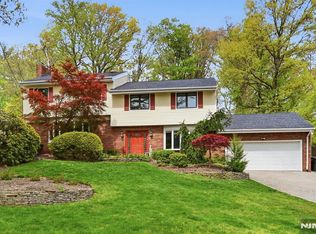 46 Wierimus Ln, Hillsdale, NJ 07642