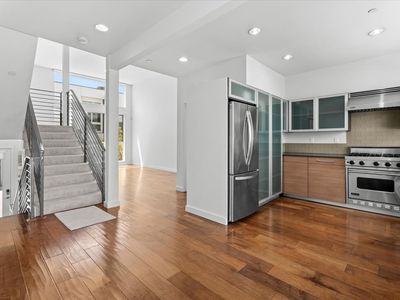 4151 Redwood Ave APT 305, Los Angeles, CA, 90066