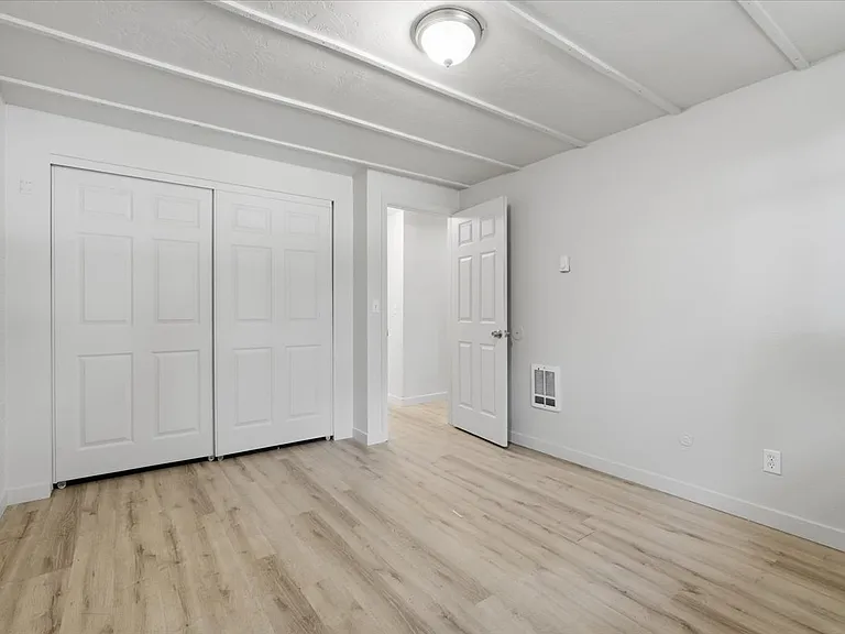 3114 Iowa Ave #1 — Photo 13