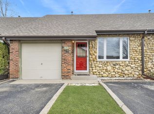 8148 W 111th St APT A3, Palos Hills, IL 60465