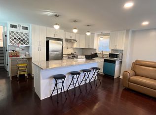 3224 S Racine Ave, Chicago, IL 60608