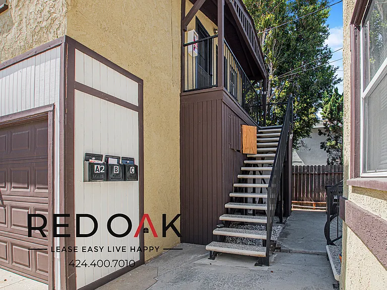 246 Newport Ave #C — Photo 5