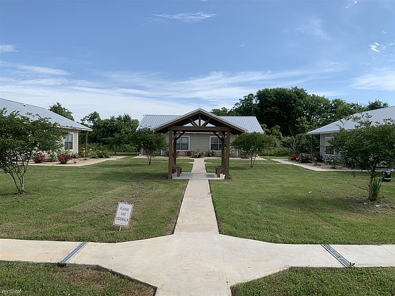 Living in a Park (1100 W. 16th st)