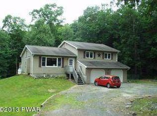 143 Hawk View Dr, Milford, PA 18337