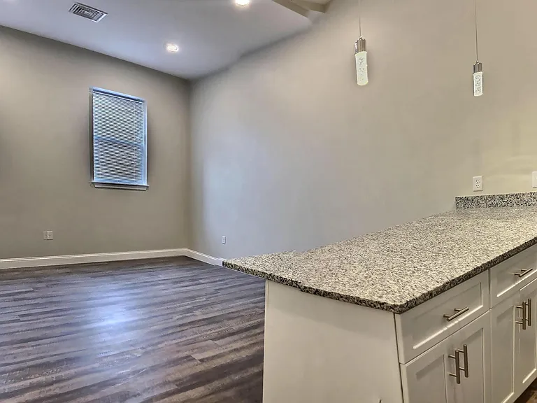 82 Concord St #4C — Photo 6