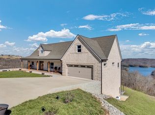 209 N Rockfish Ln, Hilham, TN 38568