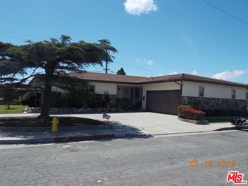 1st image of 16727 Francis Ct