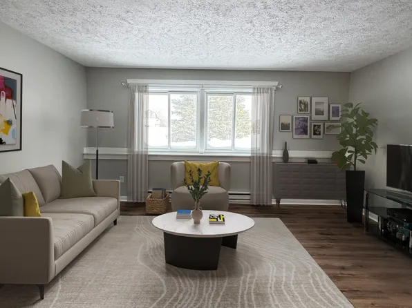 1900 Apartment Dr APT 4, Traverse City, MI 49696