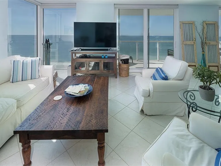 2425 Gulf Of Mexico Dr #7B — Photo 15