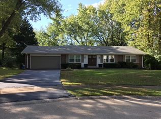 12630 Fairhills Dr, Saint Louis, MO