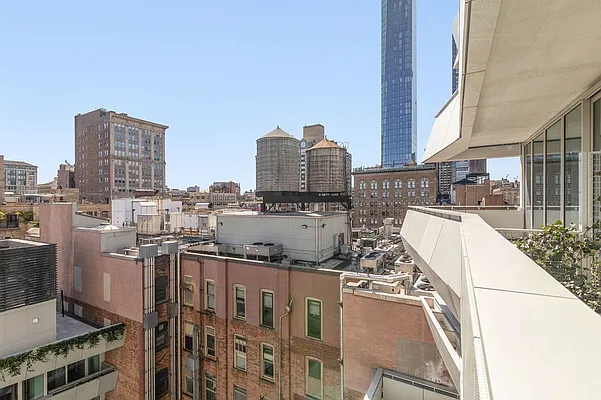 Rented by Manhattan Miami Real Estate | media 24