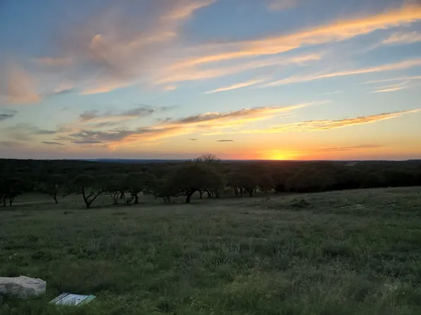 974 Blackbuck Ridge Drive, Lampasas, TX 76550