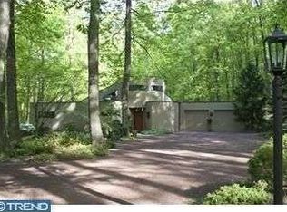 3563 Budwampum Rd, Springfield, PA 18077