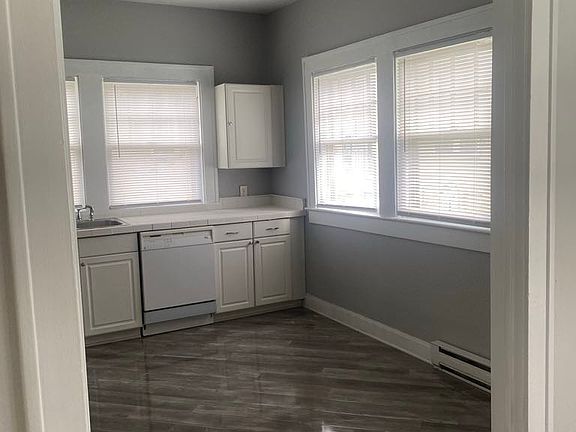 3rd image of 3511 N Pennsylvania St APT C