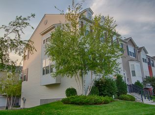 1482 Savanna Dr, Shakopee, MN 55379