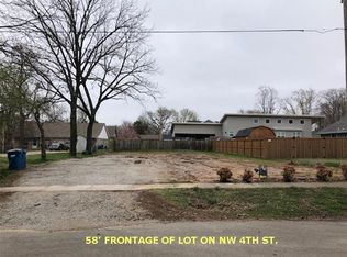 404 NW 4th St, Bentonville, AR 72712