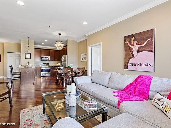 2nd image of 2326 W Giddings St #201