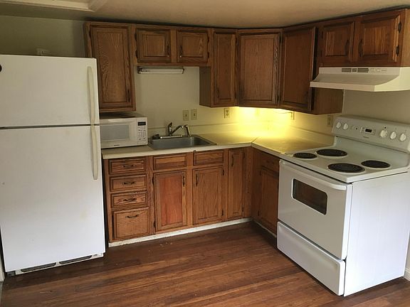4th image of 9 Winslow St APT 1