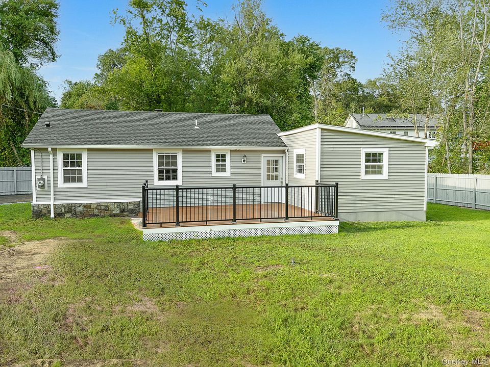 1st image of 3167 Lincoln Drive