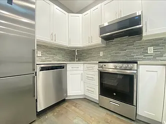 28-11 Steinway Street, #3R