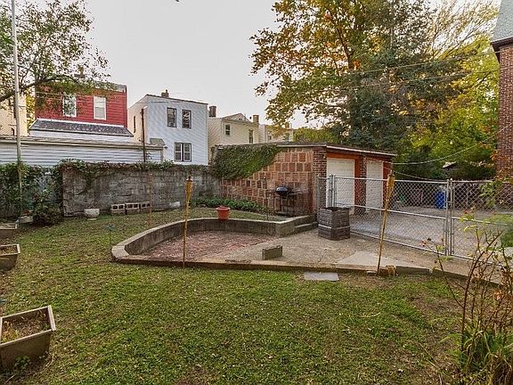 2nd image of 285 Virginia Ave