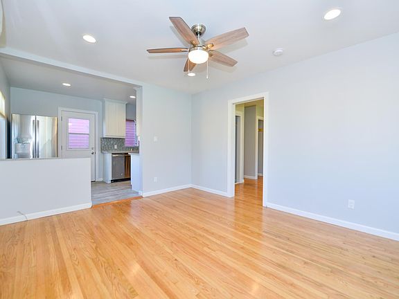 2nd image of 5467 Inglewood Blvd #A