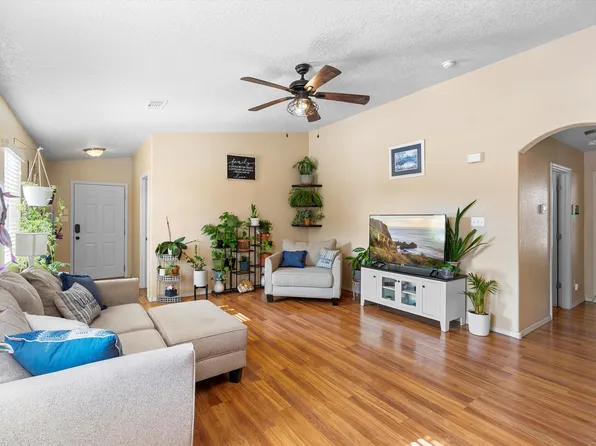 7019 Tree Line Ave NW, Albuquerque, NM 87114
