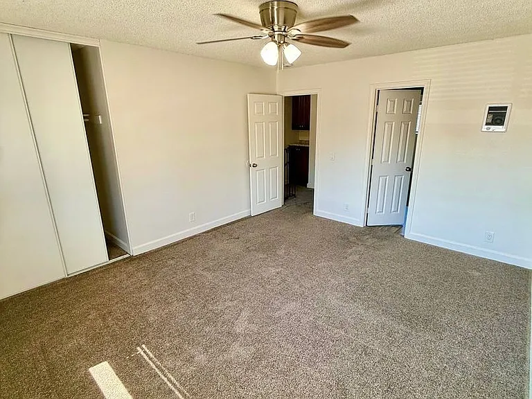 Anza Oaks Apartments — Photo 47